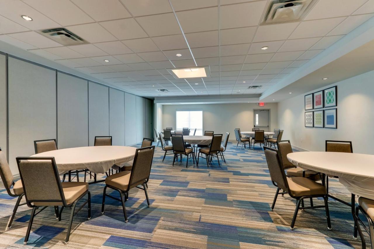 Holiday Inn Express & Suites - Dawsonville By Ihg Экстерьер фото