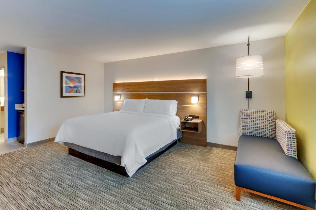 Holiday Inn Express & Suites - Dawsonville By Ihg Экстерьер фото